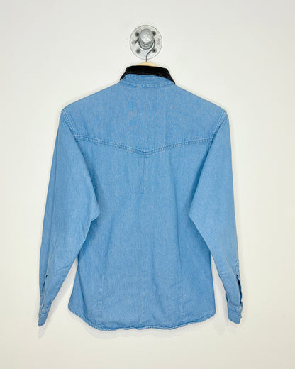 Vintage 90s Women’s Wrangler Silver Lake Denim Button Up Shirt