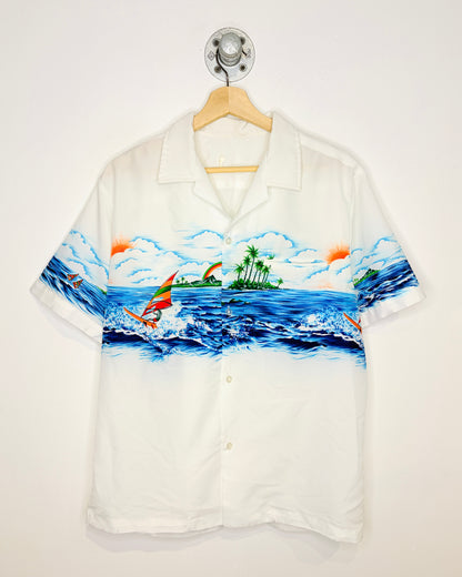 Vintage 1970s Hawaiian Style Polyester Tab Collar Short Sleeve Shirt