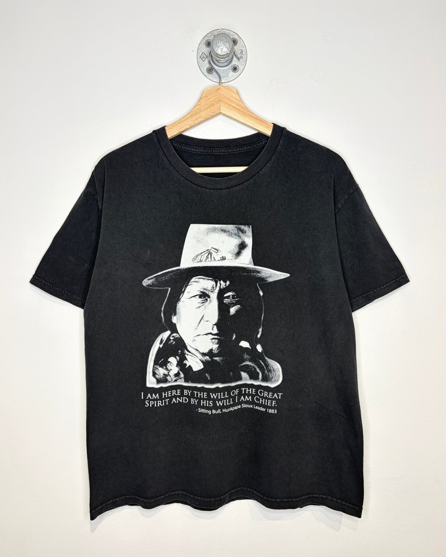 Vintage Sitting Bull Hunkpapa Sioux Leader Black Tee Shirt