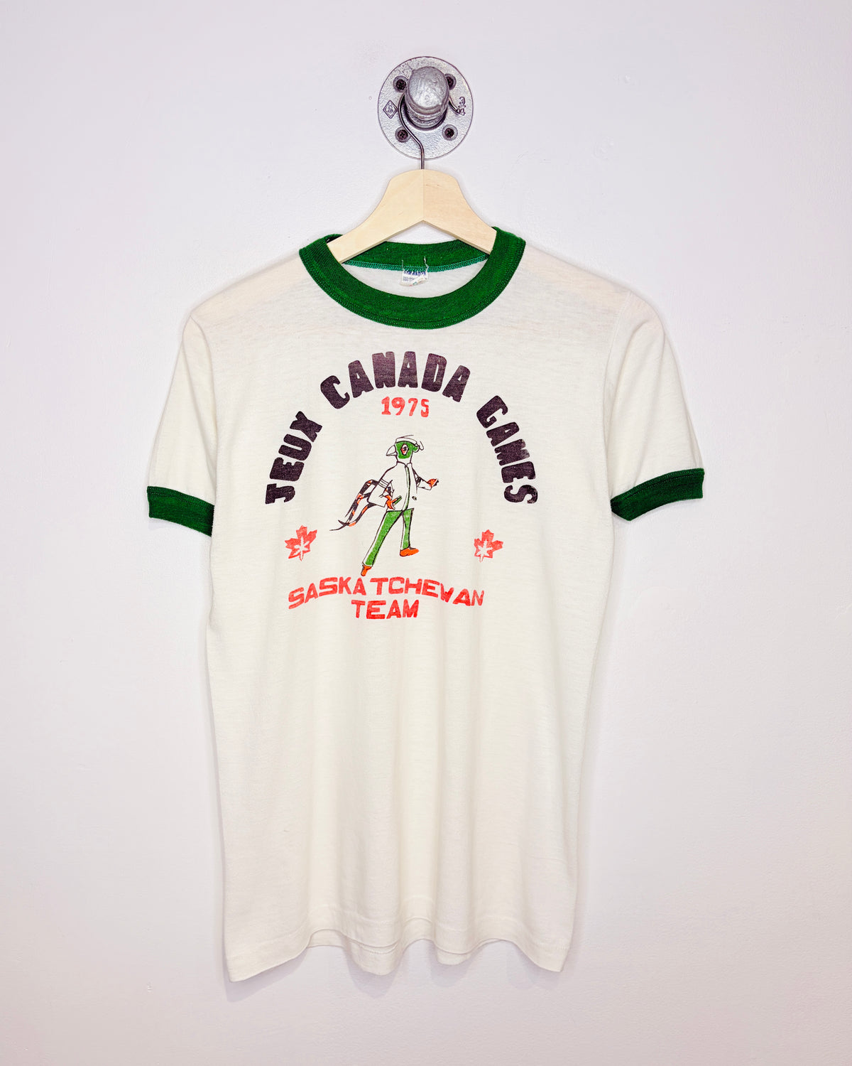 Vintage 1975 Jeux Canada Games Saskatchewan White & Green Ringer Tee Shirt