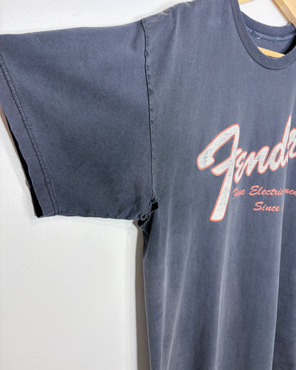 Vintage 90s/00s Fender Guitars Faded & Distressed Black Tee Shirt